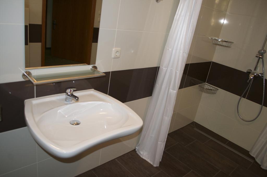 Gasthof & Pension Zum Himmel Rubenow Phòng bức ảnh